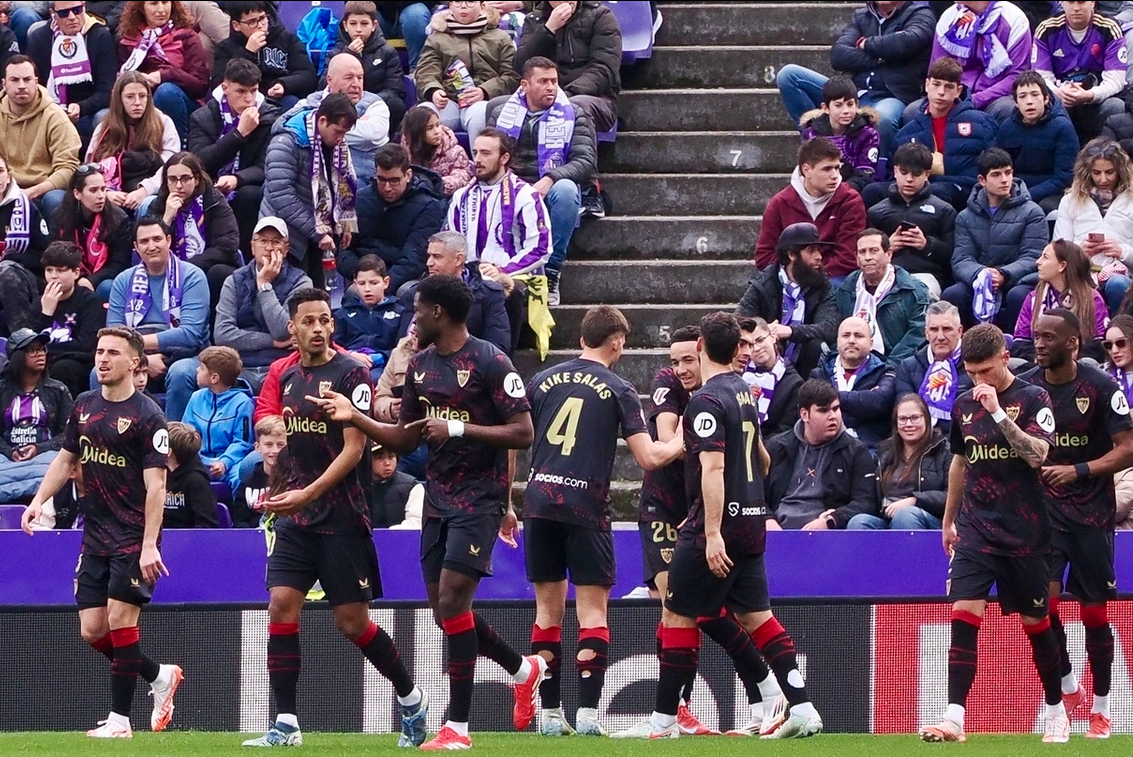 西汉姆联签下西班牙前锋，强化锋线火力