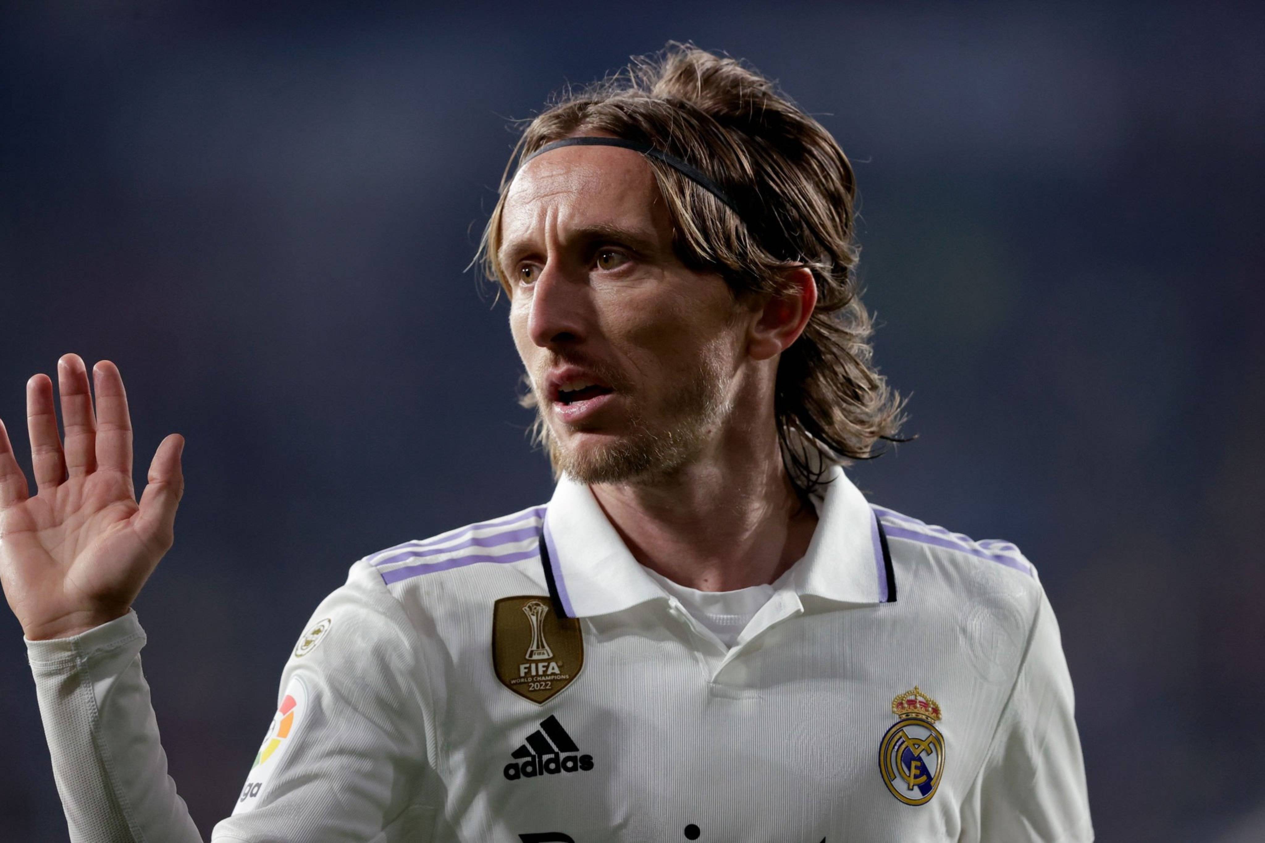 莫德里奇中场控制，帮助球队晋级