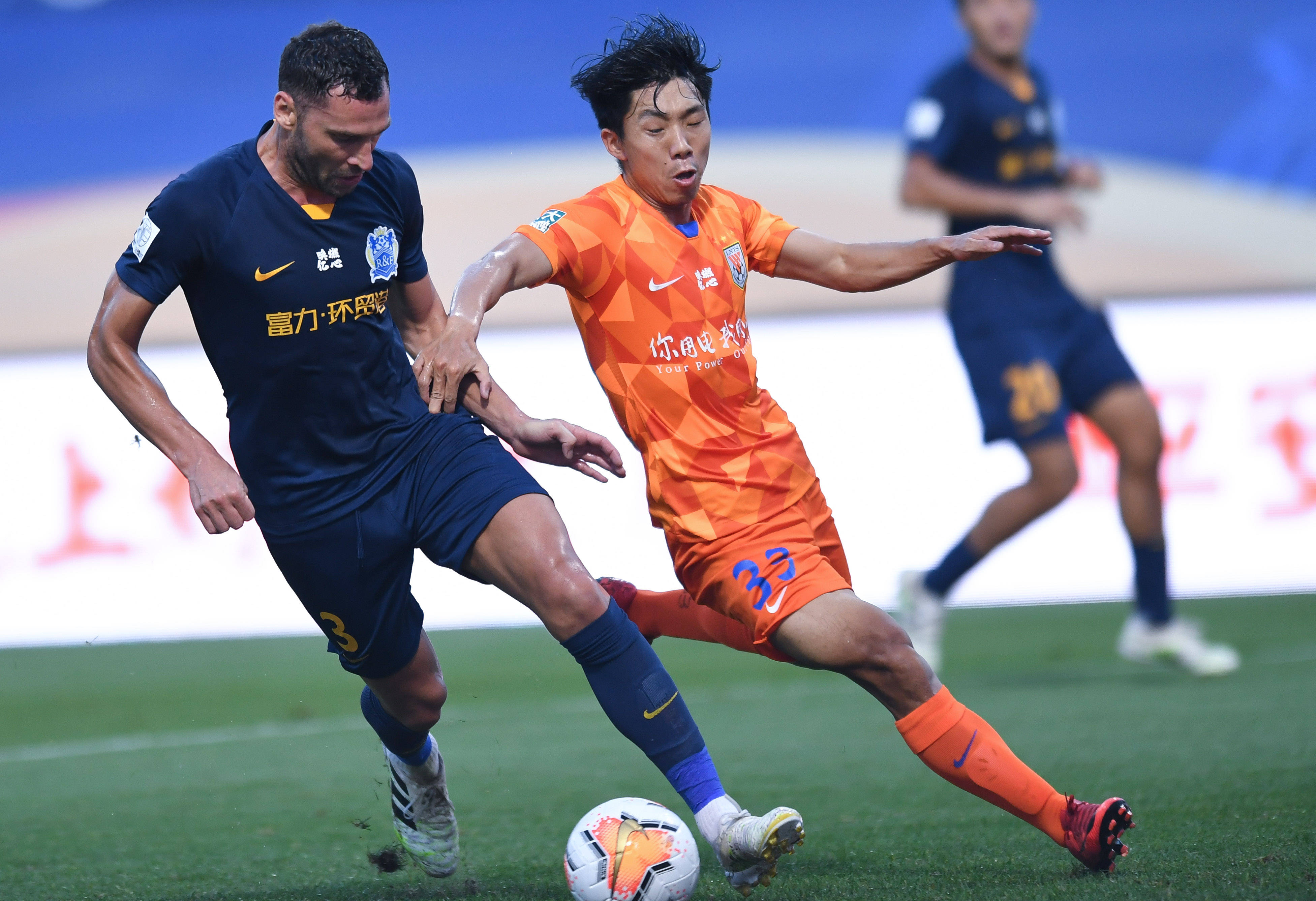 关于重庆降级之战！山东鲁能对阵青岛赛马，谁能逃过厄运？的信息