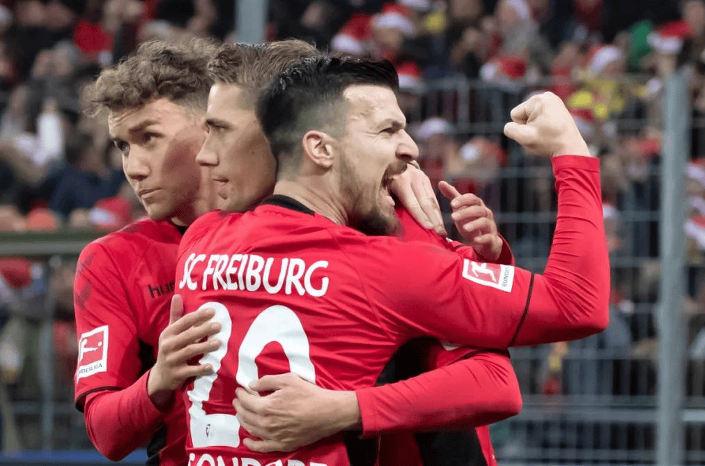 关于门兴格拉德巴赫瞄准排名升势的信息