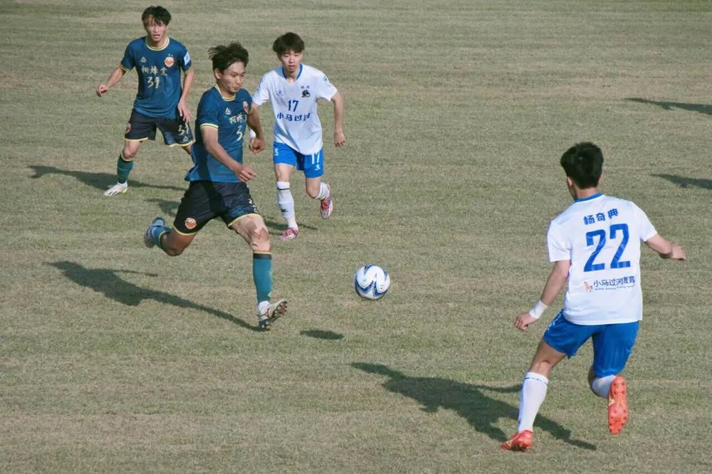 包含运动员们在足球比赛中展现出的超凡表现震撼全场的词条 包含运动员们在足球比赛中展现出的超凡表现震撼全场的词条