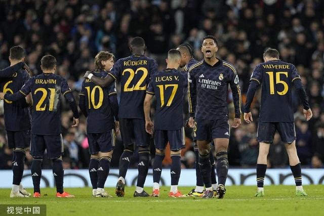 爱游戏亚洲官网-曼城狂胜，轻松晋级欧冠四强