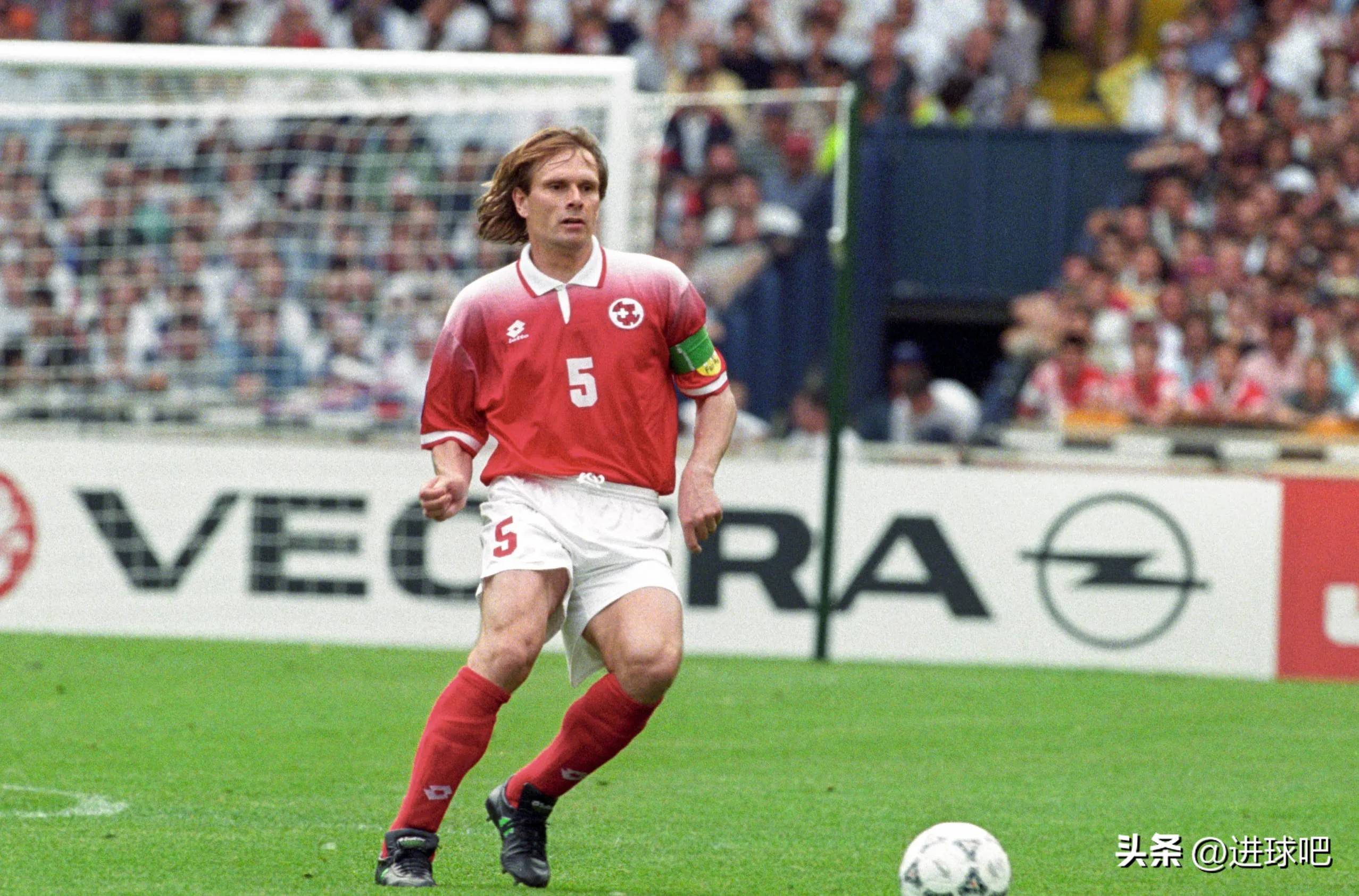 爱游戏-瑞士球员闪耀联赛成为国家队核心