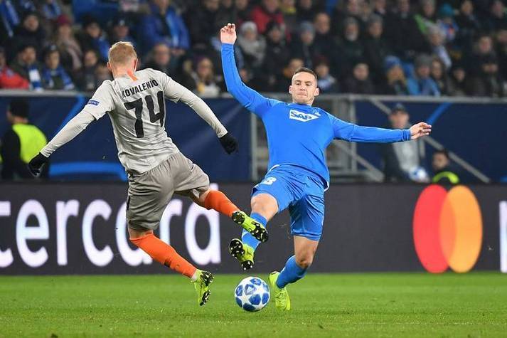 汉堡狼堡客场惊险战胜,力挽狂澜 汉堡狼堡客场惊险战胜,力挽狂澜