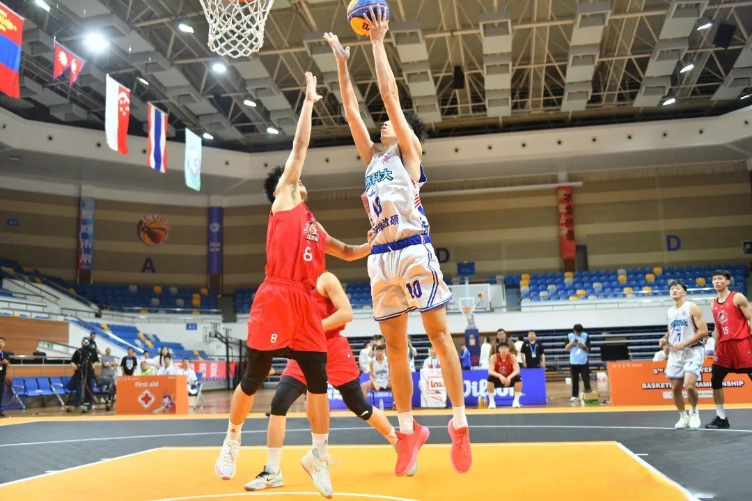 爱游戏中国官网-国际篮球锦标赛集锦发布精彩瞬间回放