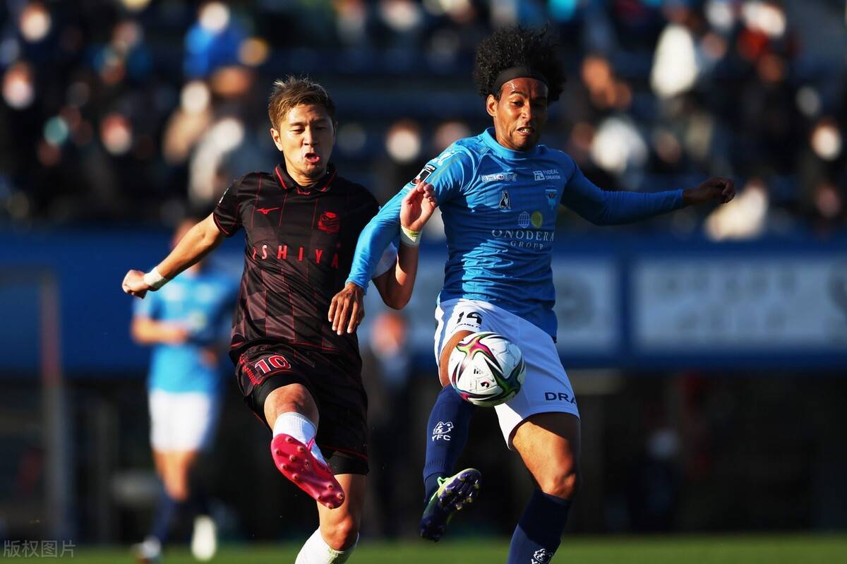 鹿岛鹿角球迷现场助威,激发球队夺冠斗志 鹿岛鹿角球迷现场助威,激发球队夺冠斗志