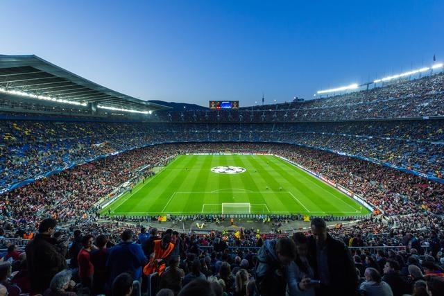 爱游戏官网网页版入口-万众瞩目的足球赛事即将开战的简单介绍