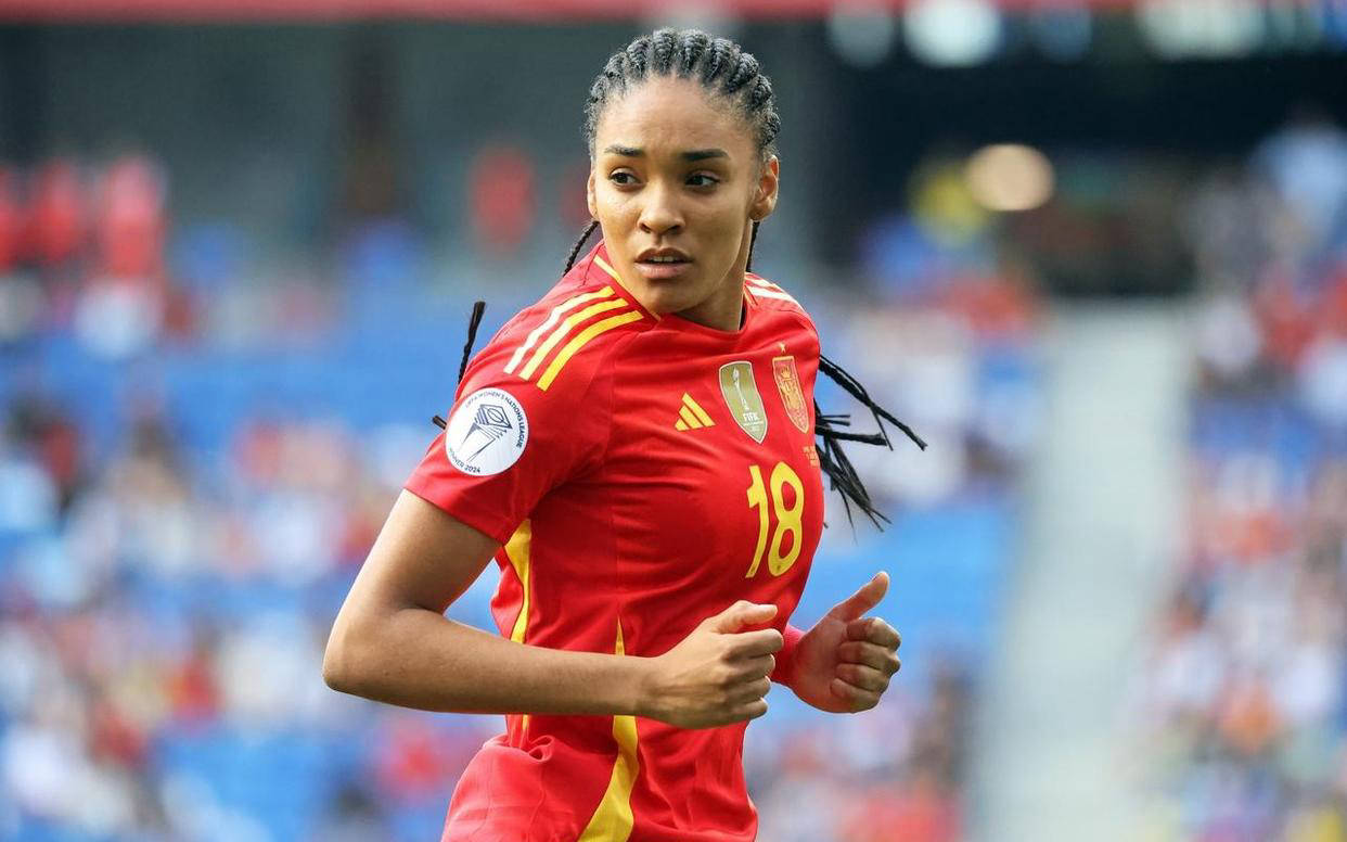 西班牙女足选手领衔入选国际足球名人堂