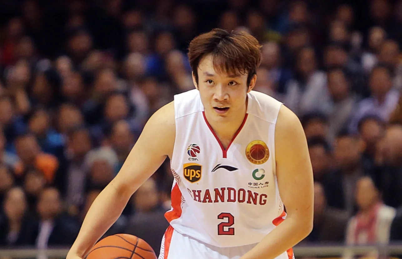 爱游戏入口-丁彦雨航连续爆发，山西男篮晋级季后赛的简单介绍