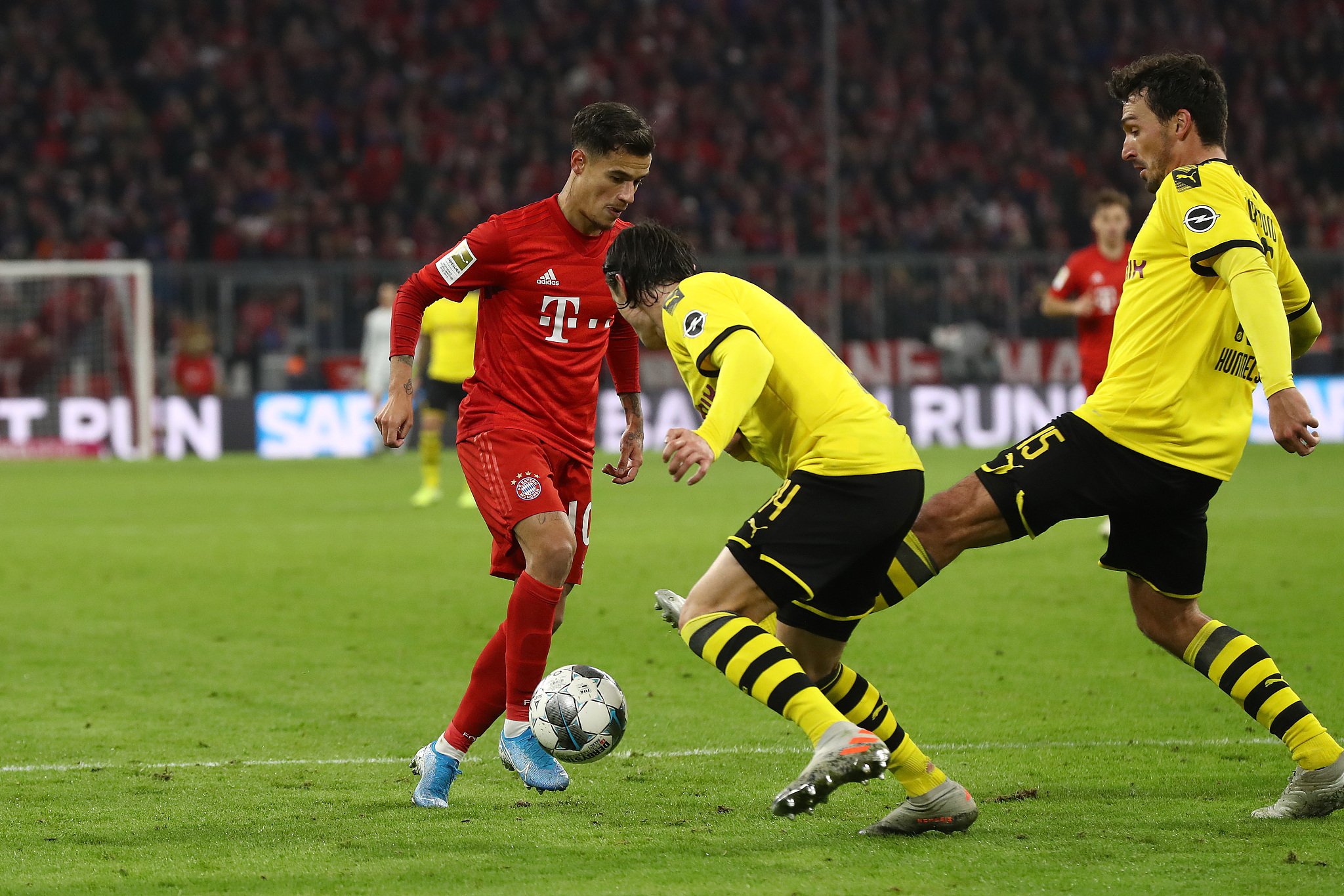 拜仁慕尼黑队员全力备战激烈比赛的简单介绍 拜仁慕尼黑队员全力备战激烈比赛的简单介绍