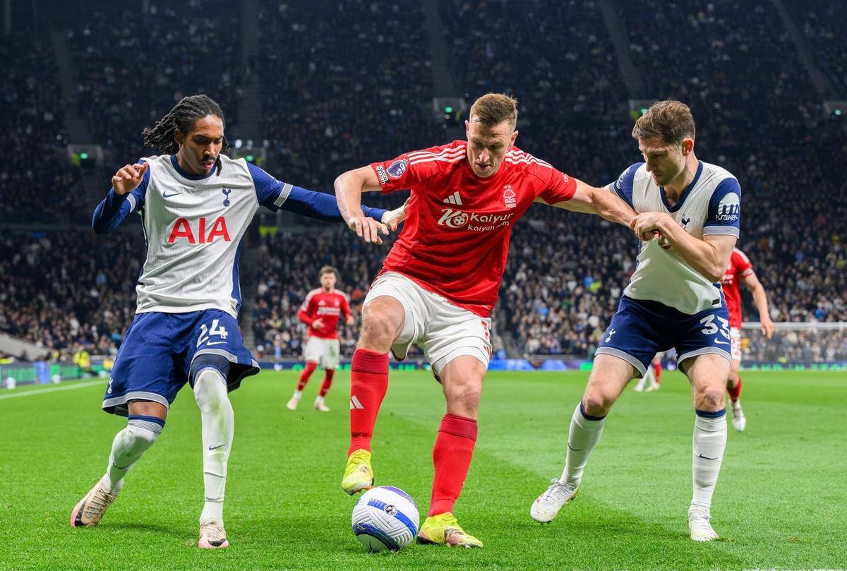 爱游戏官网-热刺客场取胜，稳步向前迈进的简单介绍