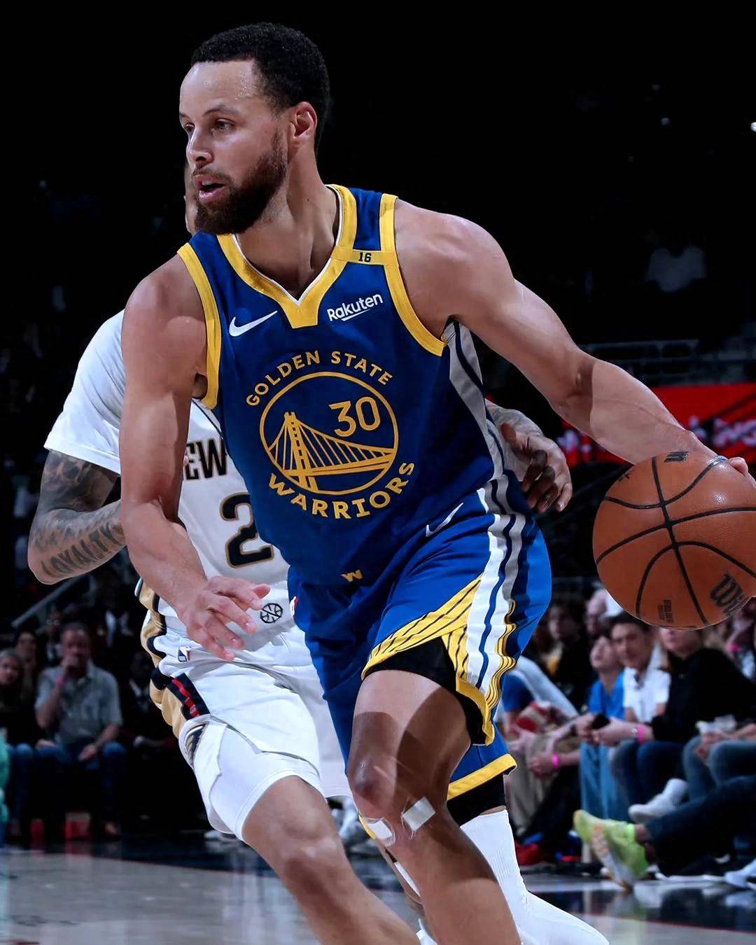 勇士避免出现横扫，成功捍卫领先地位