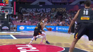 荷兰队逆转奥克兰,晋级欧锦赛决赛 荷兰队逆转奥克兰,晋级欧锦赛决赛