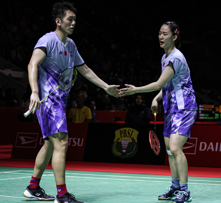 羽毛球混双半决赛：印尼选手晋级决赛