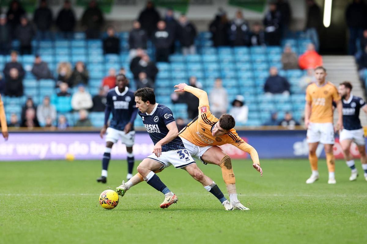 关于球员受伤垫底，球队全力以赴求胜利的信息