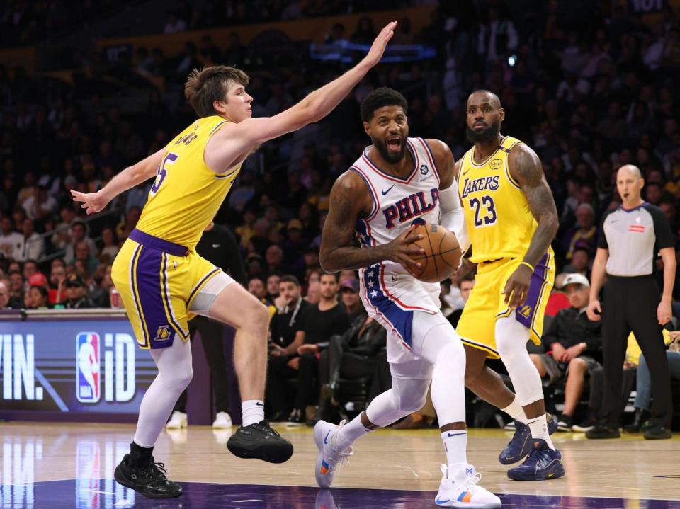 爱游戏官方登录入口-76人队主场击败老鹰队结束连败