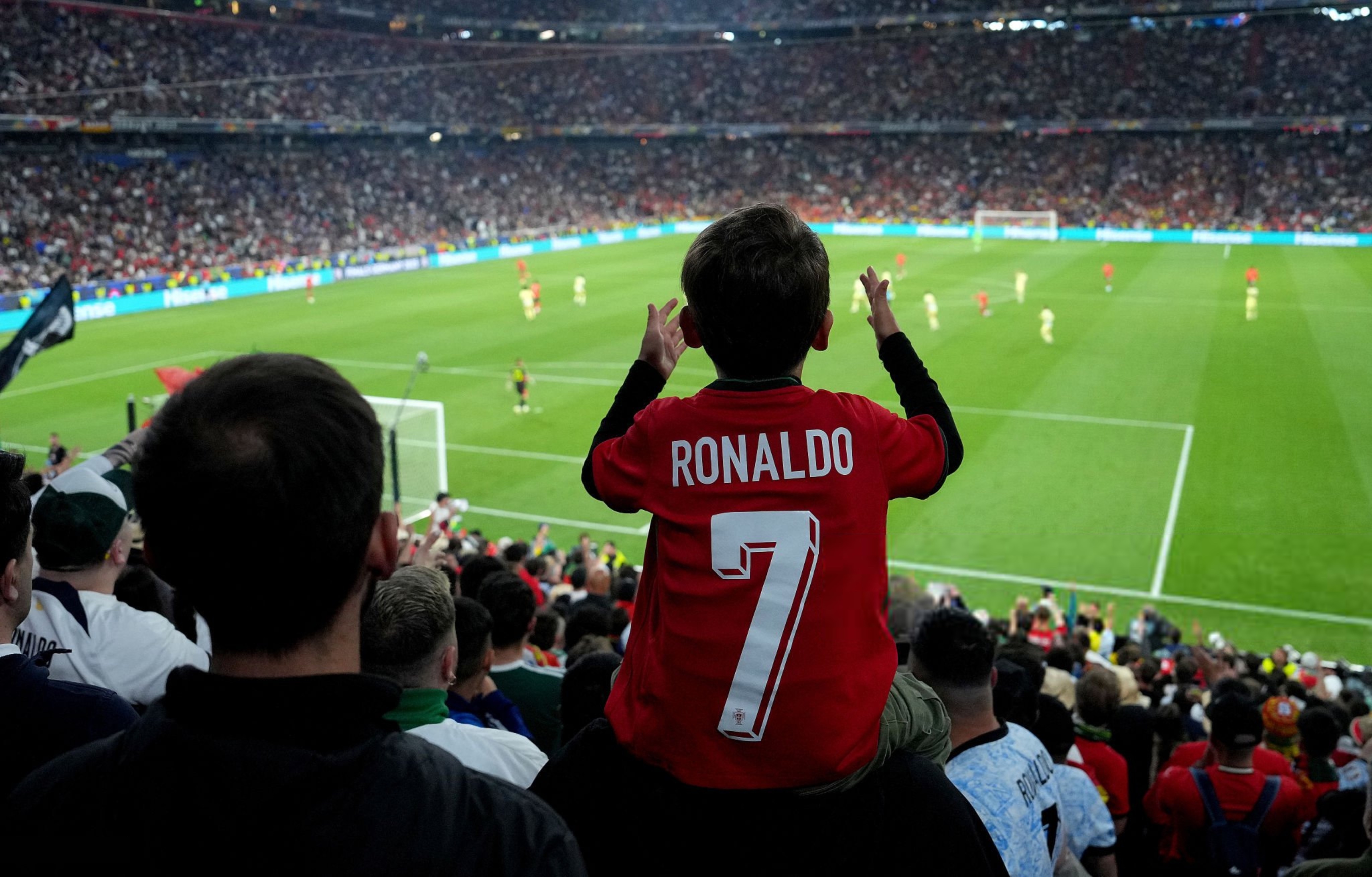 意大利-击败西班牙，挺进欧国联决赛的简单介绍